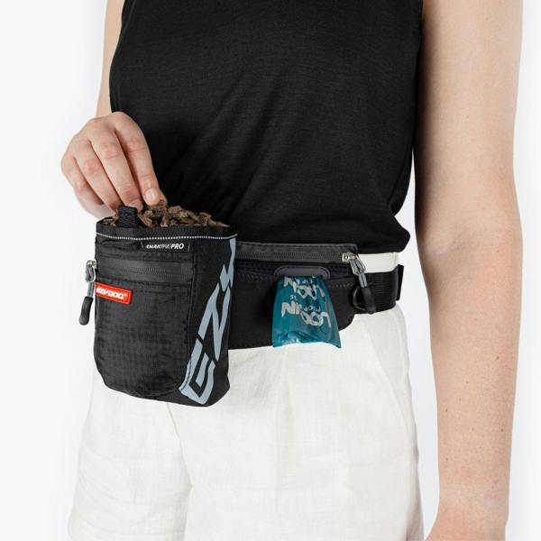 EzyDog SnakPak Pro Dog Training Treat Bag