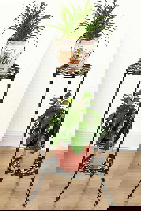 Living and Home Vintage 2 Tier Metal Plant Display Stand Flower Holder Rack