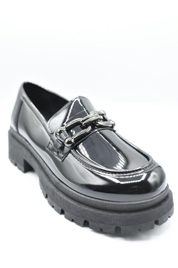 Izzah Chain Detail Casual Slip On Shoes - Black