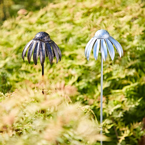 Paper High Recycled Metal Echinacea Flower Garden Stake Decoration