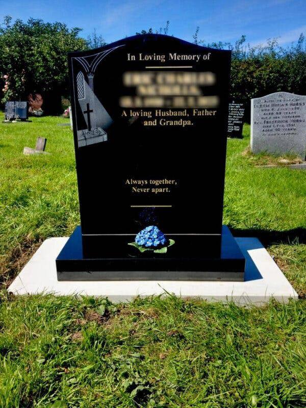Memorials Direct Ceramic Forget Me Nots