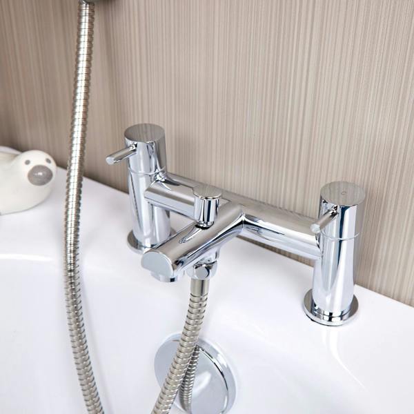 Flode Runn | Bath Shower Mixer | Including Handset and Holder | Chrome