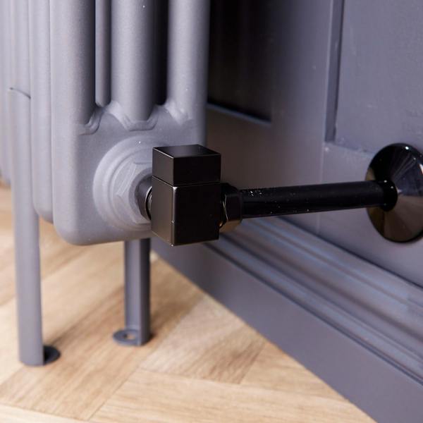 Flode Corner Square Manual Radiator Valve Pack | 15mm x 1/2″ | Satin Black