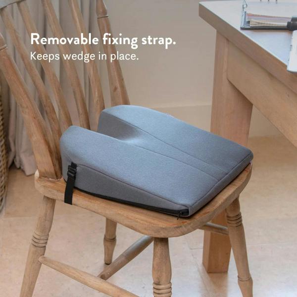 Putnams Memory Foam Coccyx Sitting Wedge (3¾")