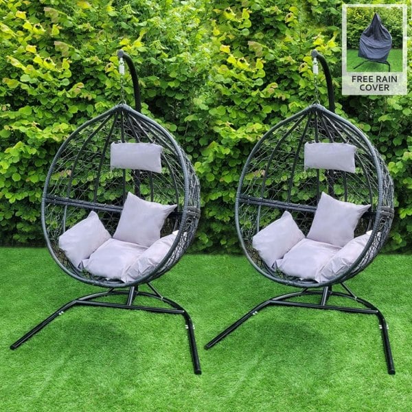 Jardi 2 Black Egg Chairs