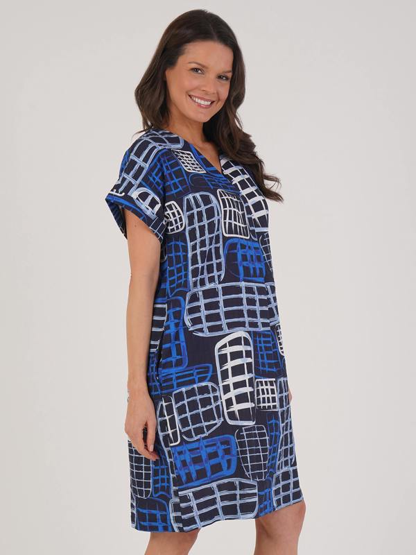 VIZ-A-VIZ Abstract Grid Print Dress