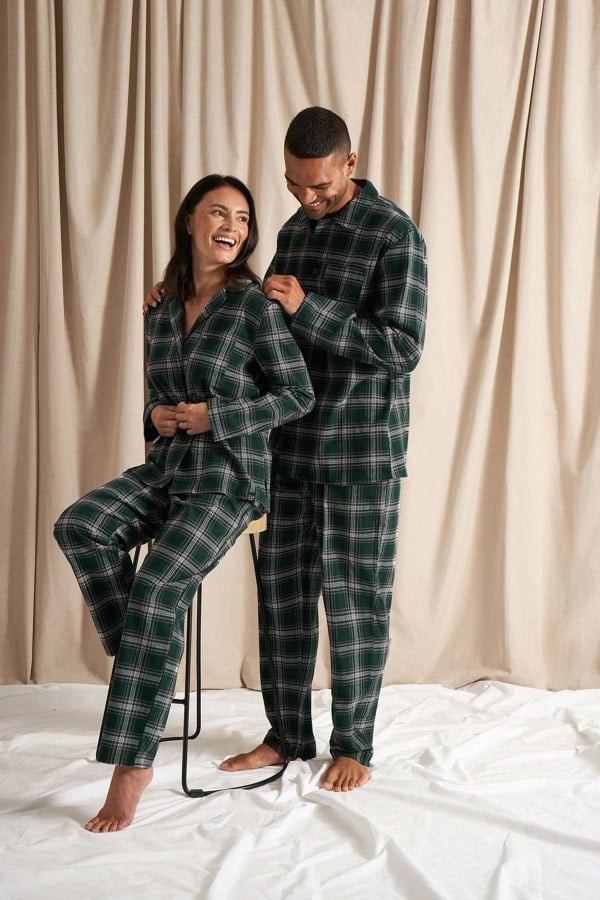 Mister You Plaid Pyjama Set in Green
