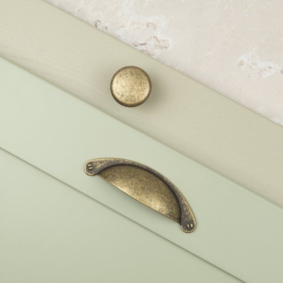 Handle & Home Antique Brass Cup Handle and Coordinating Knob