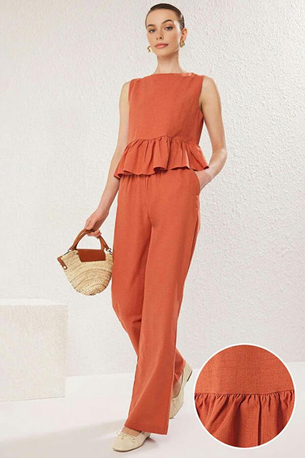 WOVCOR 2-Piece Linen-Look Crew Neck Blouse and Trousers Woven Set