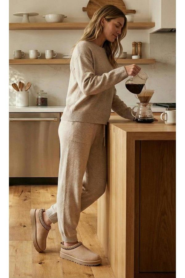 Ravina Chunky Slip On Suede Slippers With Stitch Detail - Chestnut
