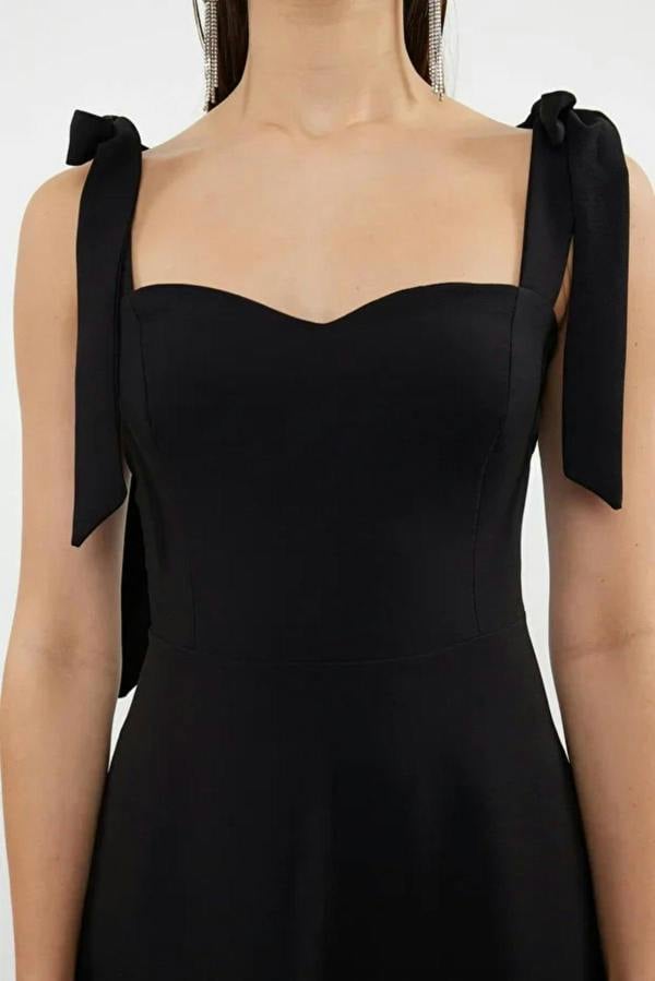 Hoxton Gal Elegant Woven Midi A-Line Dress with Tie-Strap Detail