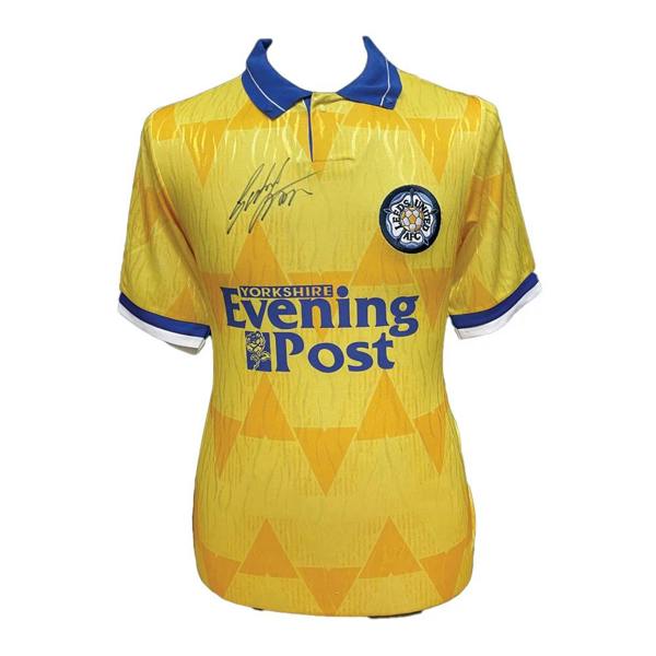 Unbranded Gordon Strachan signed Leeds United 1992 away shirt — Framed