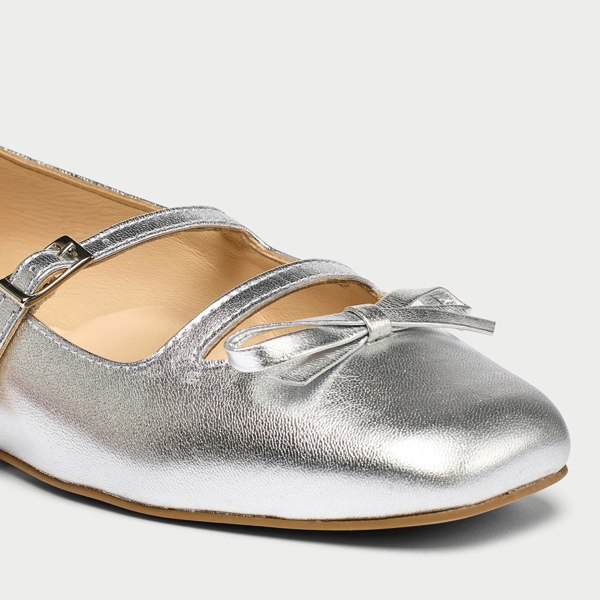 Calla Alexa Mary Jane Style Shoes for Bunions & Wide Feet - Silver Leather