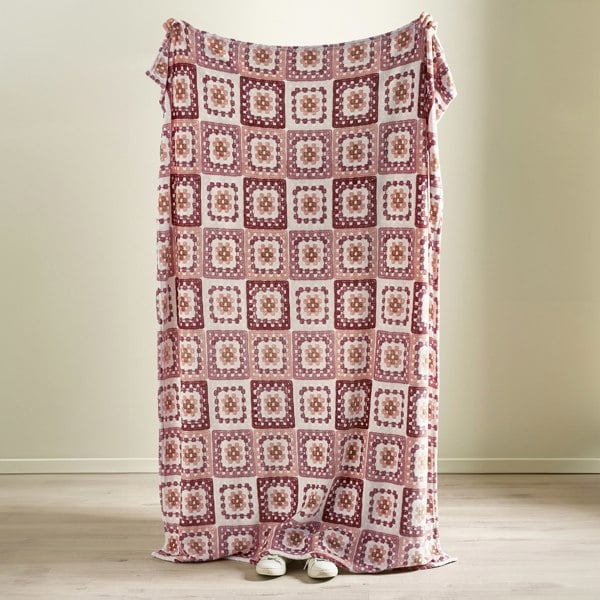 Catherine Lansfield Crochet Print Blanket Throw Pink