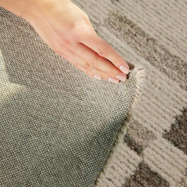 Vikosa Boho Wool Rug Structa Natural Brown Cream abstract design, heating underfoot rug.
