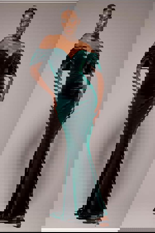 Off The Shoulder Deep Plunge Velvet Maxi Dress - Emerald Green DR4692