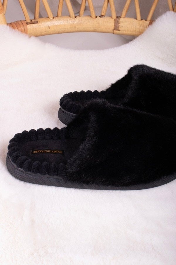 Harley in BlackSlippers