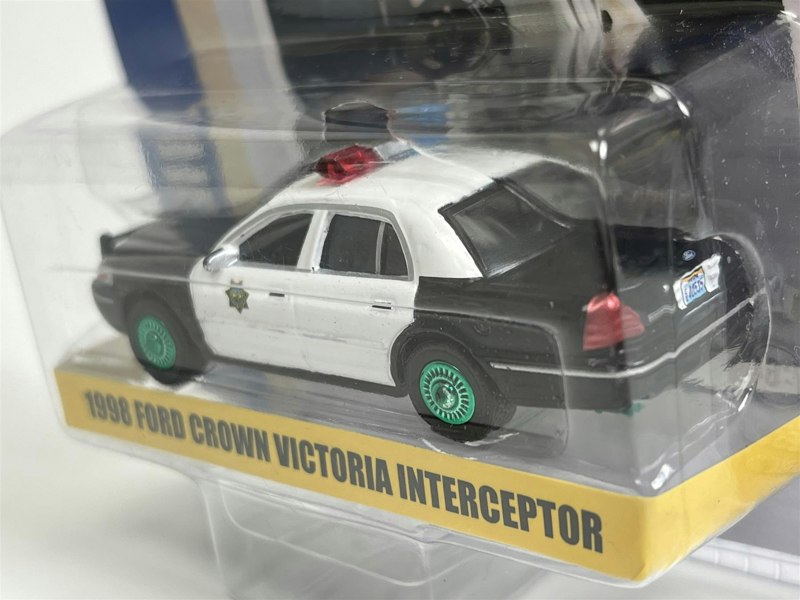 Greenlight Reno 911 1998 Ford Crown Victoria Interceptor Chase Model 1:64 44980B