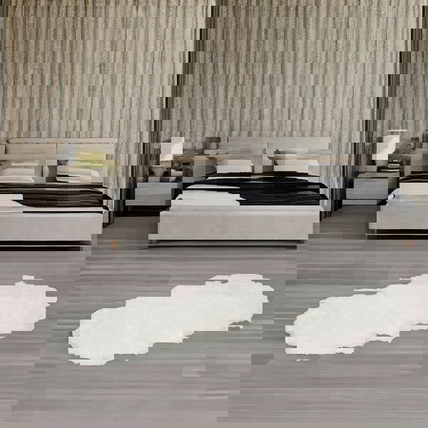 White Faux Fur Rug - Rafaelo Mobilia