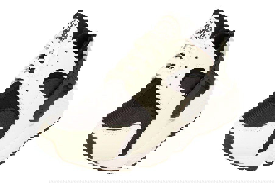 Nike Air Huarache Mens Dd1068  001 - Black White Black 001 - Photo 0