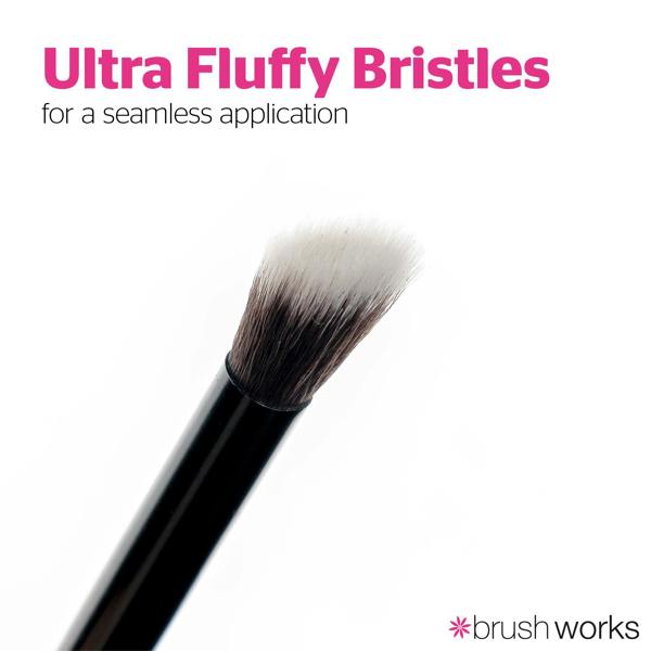 Brushworks No. 15 Angled Blending Eye Brush