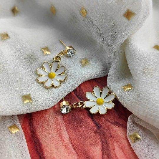 The Colourful Aura White Daisy Sun Flower Zircon Dangle Drop Summer Floral Handmade Stud Earrings