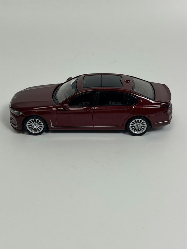 Mini GT BMW Alpina B7 xDrive Aventurin Red RHD 1:64 Scale Mini GT MGT00693R