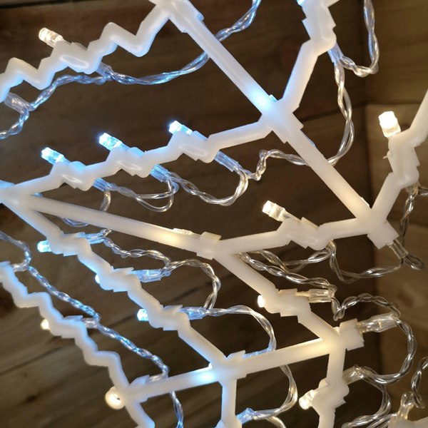 Samuel Alexander 50cm Animated Light Up Window Christmas Star With 100 White & Warm White LEDs