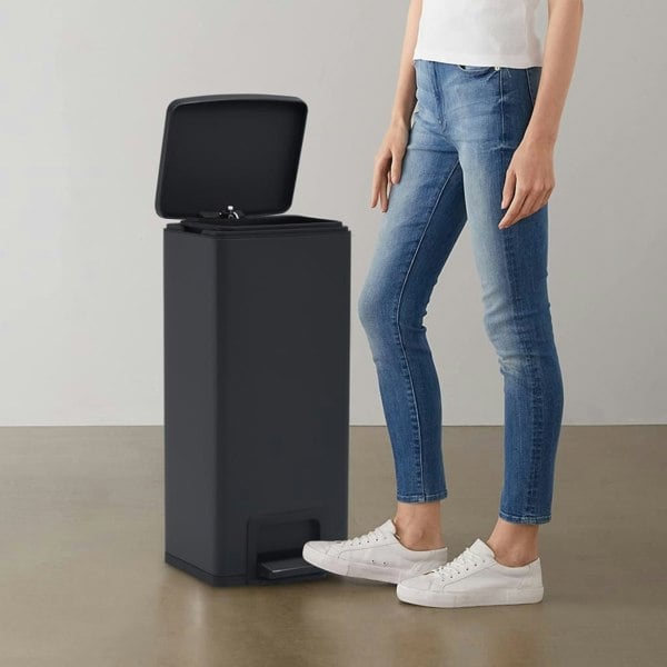Berkfield Dustbin with Pedal Anti-fingerprint 30L Black Stainless Steel