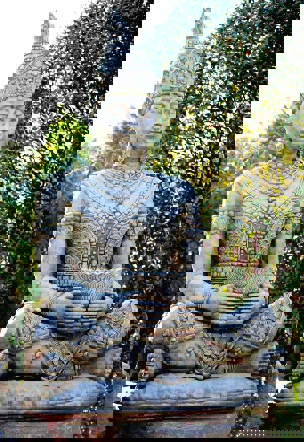 Sitting Oriental Thai Buddha Statue