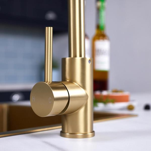 Flode Arendal | Single Lever Kitchen Sink Mixer Tap with Swivel Spout | Brushed Brass Finish