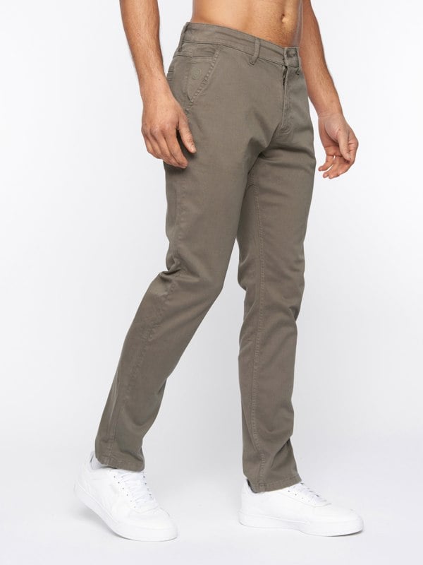 Duck and Cover Moretor Chinos Olive