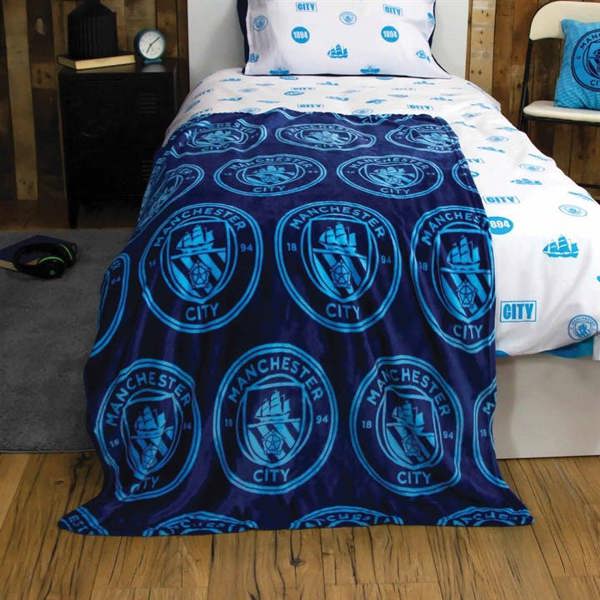Manchester City FC Mono Crest Fleece Blanket, Bedroom, Sports, Gift