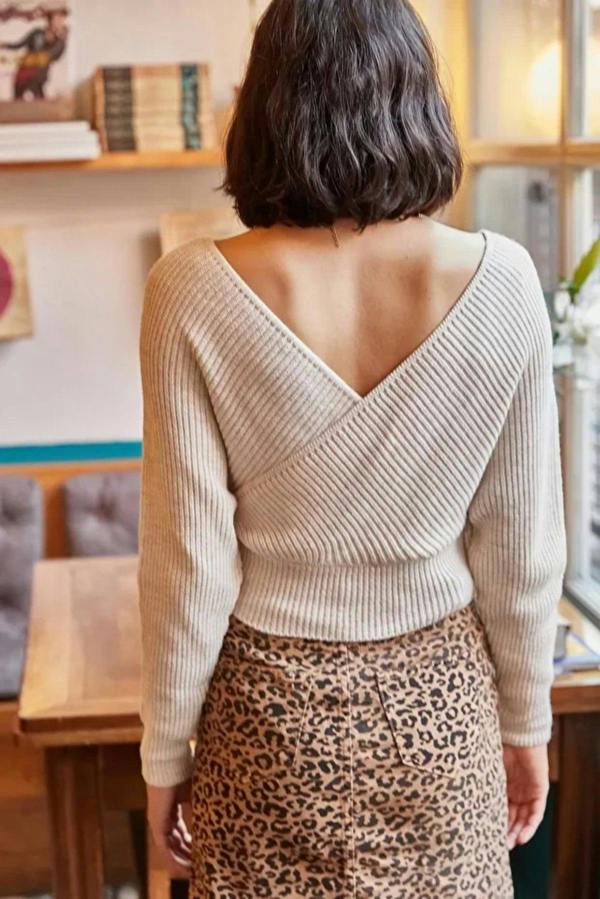 Hoxton Gal Front and Back V-Neck Cropped Knit Sweater