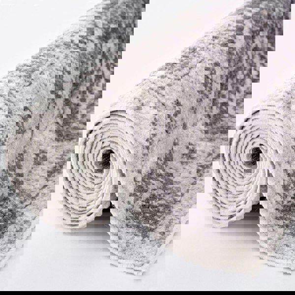 Living Room Rug Medallion Design in Grey