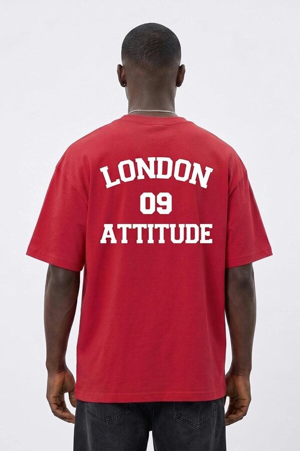 London Attitude Oversized Heavyweight T-Shirt with Varsity Back Print in White - Red