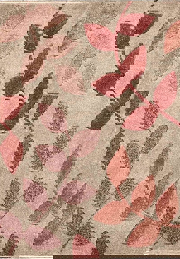 Newport Leaf Rug – Hand-Carved Floral Design