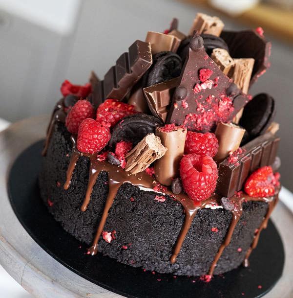Pleese Vanilla, raspberry & chocolate hazelnut swirl