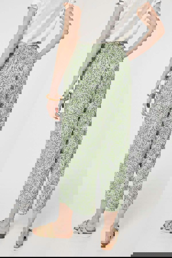 Green | Leaf Print Pleat-Front Wide Leg Culottes