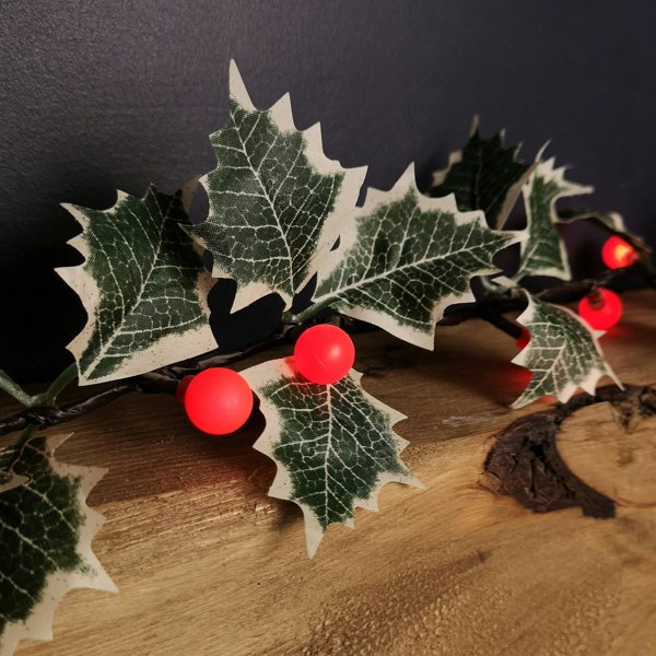 Samuel Alexander 1.8m Artificial Garland with Berries & Lights Battery Operated with 35 Warm White LEDs