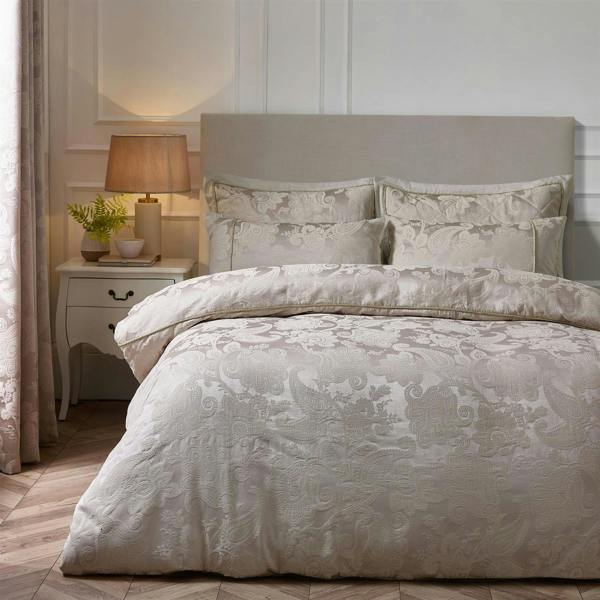 Opulent Jacquard Champagne Duvet Cover Set