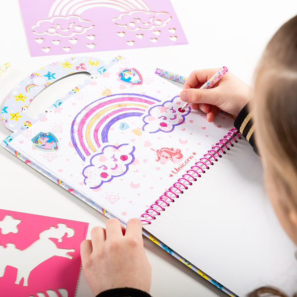 Totum Unicorn Designer Acitvity Book