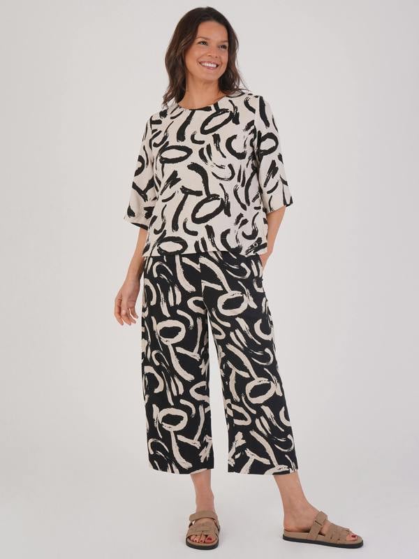 VIZ-A-VIZ Abstract Print Culottes