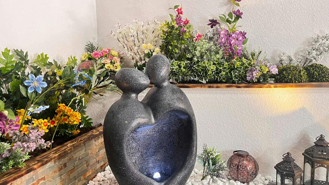 Tranquillity Water Features Heart Couple Contemporary Solar Water Feature