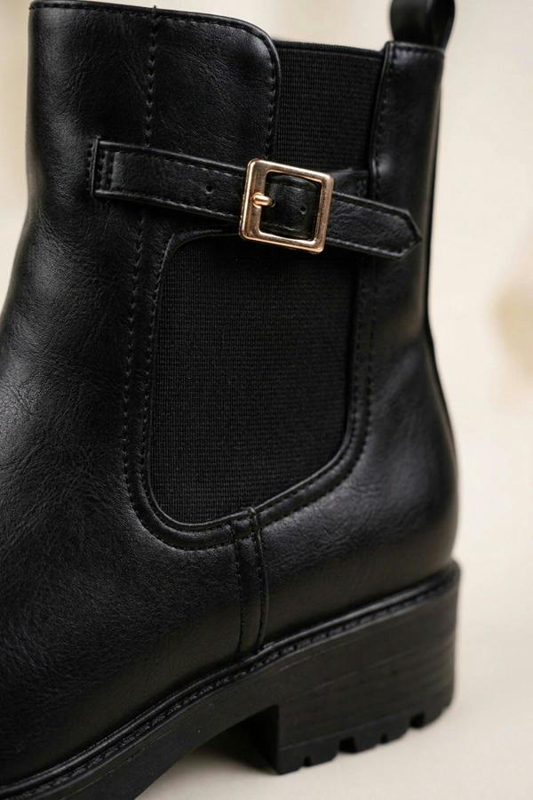 Ines Chunky Sole Buckle Chelsea Boots - Black