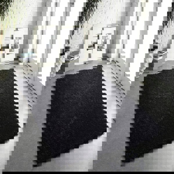 Chicago Black Shaggy Rug | Contemporary Comfort | The Rugs