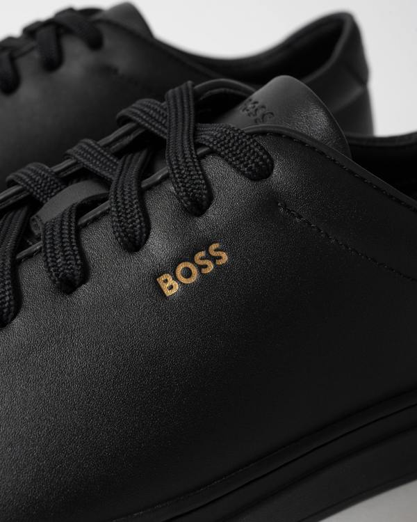 close up view of BOSS Orange Kieran_Tenn_butb Mens Trainers in Black 005