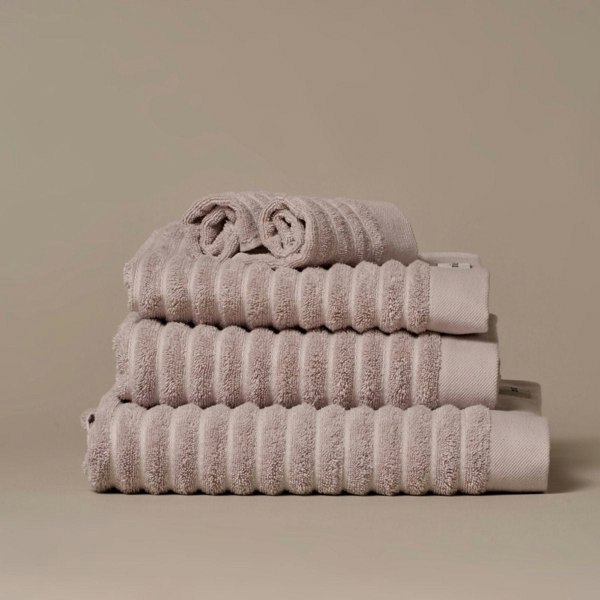 Organic cotton grey bathroom towels. Super soft ribbed towels in four sizes: hand towel, bath towel, bath sheet and face cloths. 