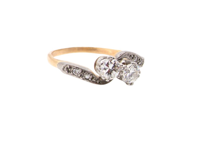 Vintage Tom A vintage Toi Et Moi Diamond Ring