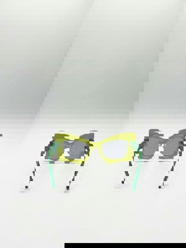 SVNX Bold Butterfly Cat-Eye Sunglasses Green Lime